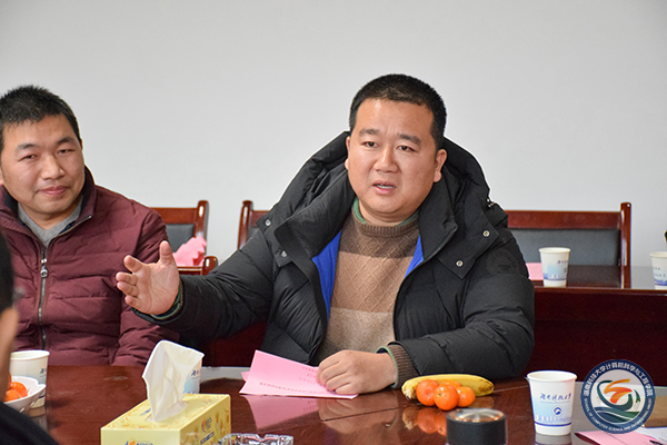 8a9683ab9dcb44419bb3f46a037b57e0.jpg DSC_05317.jpg